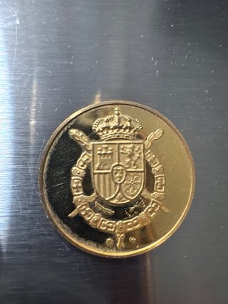 Medalla Conmemorativa Oro 22 Qt