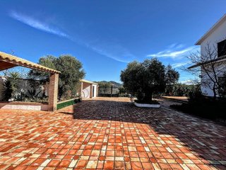 Casa en venta en Olvera