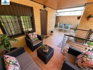 Casa adosada en venta en Hermanos Falcó - Sepulcro Bolera en Albacete