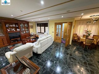 Casa adosada en venta en Hermanos Falcó - Sepulcro Bolera en Albacete