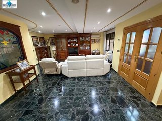 Casa adosada en venta en Hermanos Falcó - Sepulcro Bolera en Albacete