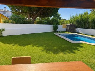 Chalet en venta en La Granja-La Colina-Los Pastores en Algeciras