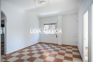 Chalet en venta en Nueva Alcalá en Alcalá de Guadaira