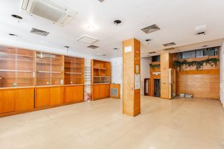 Local comercial en venta en Ensanche en Pamplona