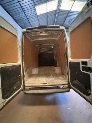 Furgoneta Iveco