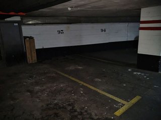Garaje en venta en San Pedro de Deusto-La Ribera en Bilbao