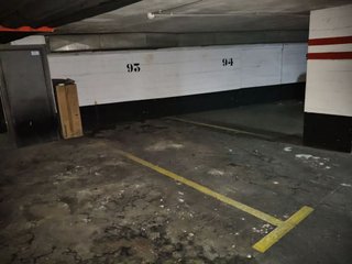 Garaje en venta en San Pedro de Deusto-La Ribera en Bilbao