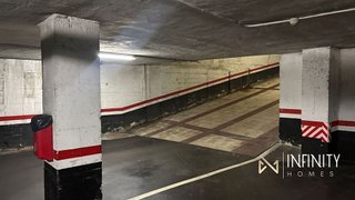 Garaje en venta en San Pedro de Deusto-La Ribera en Bilbao