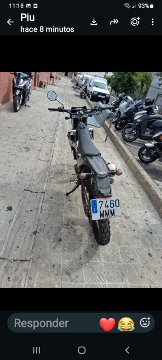 Moto Enduro/Motocross Negra y Blanca