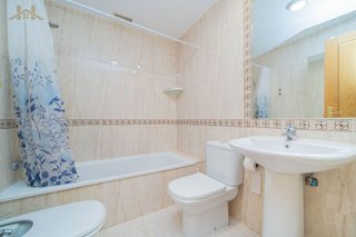 Dúplex en venta en Sevilla la Nueva