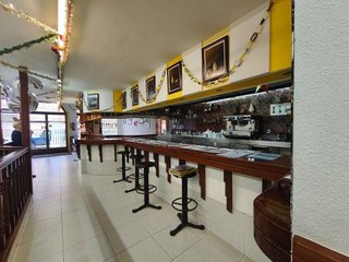 Local comercial en venta en Castilla - Hermida en Santander