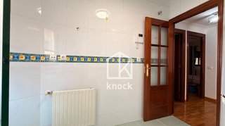 Piso en venta en Milán - Pumarín - Teatinos en Oviedo