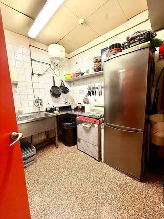 Local comercial en venta en Barañain