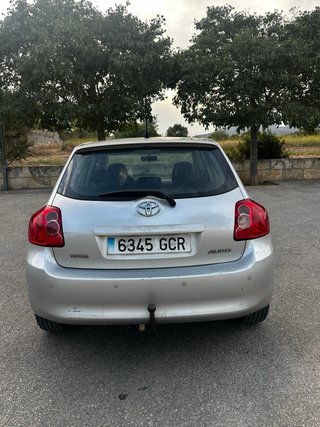Toyota Auris 1.4 90cv Automático