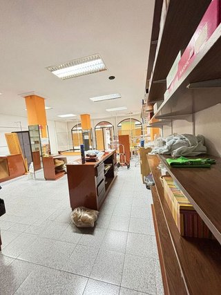 Local comercial en venta en Universidad en Ciudad Real