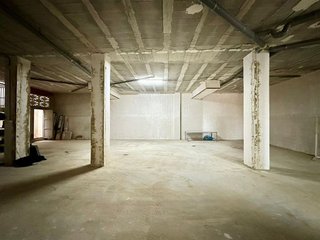 Local comercial en venta en Carlet
