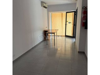Local comercial en alquiler en Cardedeu