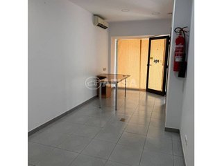 Local comercial en alquiler en Cardedeu