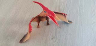 Dinosaurios y Dragón de Juguete