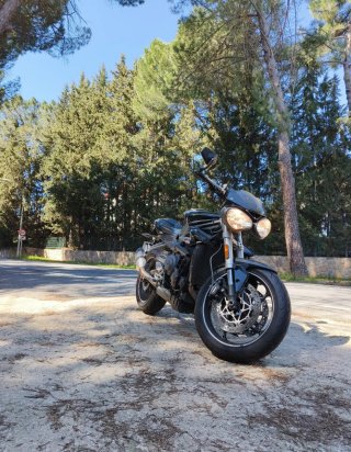 Triumph Street Triple 660 S A2 Negra