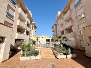 Piso en venta en Las Salinas en Roquetas de Mar