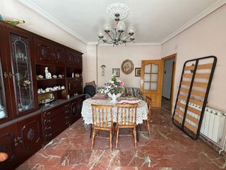Casa adosada en venta en Úbeda