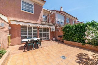 Casa adosada en venta en Valdepelayo - Montepinos - Arroyo Culebro en Leganés