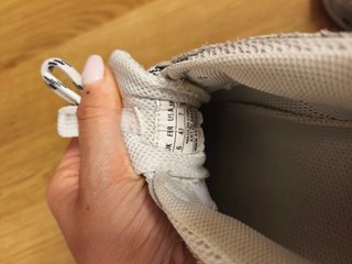 Balenciaga Triple S Talla 40 Gris Blanco