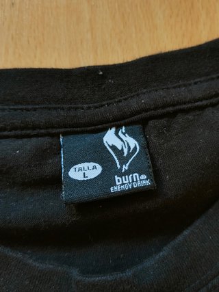 Camiseta Burn Negra Estampada