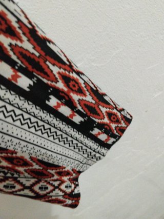 Pantalón estampado étnico