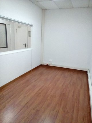 Oficina en alquiler en El Barral Ferial en Coslada