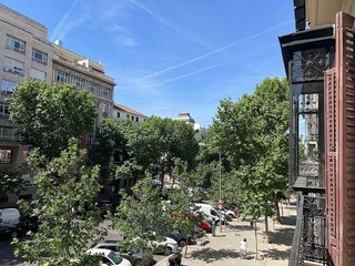 Piso en alquiler en Jerónimos en Madrid