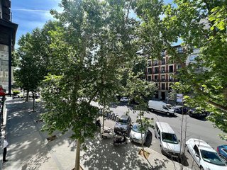 Piso en alquiler en Jerónimos en Madrid