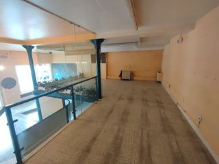 Local comercial en alquiler en Casco Antiguo en Pamplona