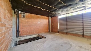 Local comercial en alquiler en Fuentebella-San Felix-El Leguario en Parla