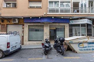 Local comercial en alquiler en Pajaritos - Plaza de Toros en Granada