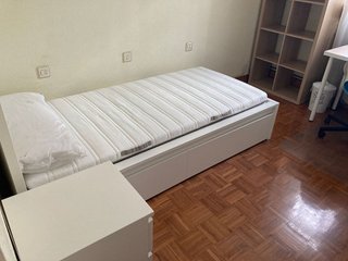 Piso en alquiler en Cuatro Caminos - Plaza de la Cubela en Coruña (A)