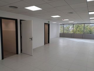 Oficina en alquiler en Coll Favà - Can Magí en Sant Cugat del Vallès