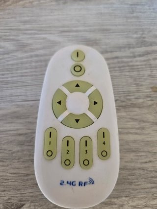 Lámpara LED Lapara Bajo Consumo con Mando