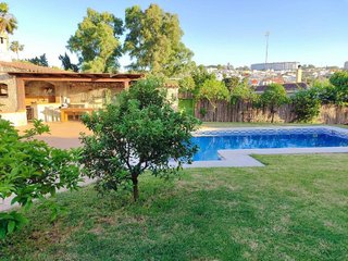 Chalet en venta en La Granja-La Colina-Los Pastores en Algeciras