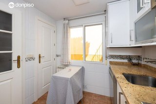 Casa pareada en venta en Cenes de la Vega