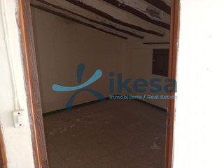 Casa adosada en venta en Beas de Segura