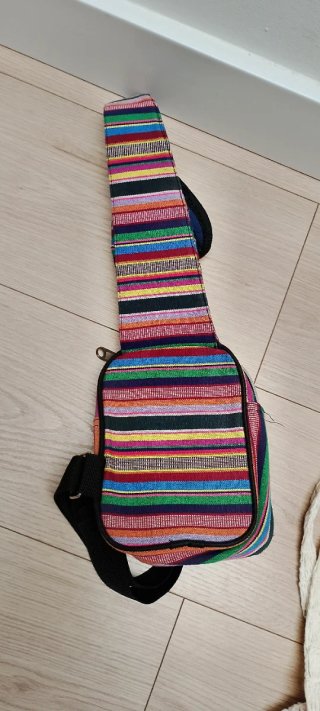 Riñonera de rayas multicolor