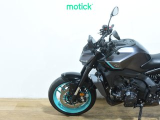 YAMAHA MT-09 Y-AMT (A - 70KW) (MODELO 2025)