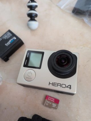 GoPro HERO4 Silver + Baterías + Accesorios + Tarje