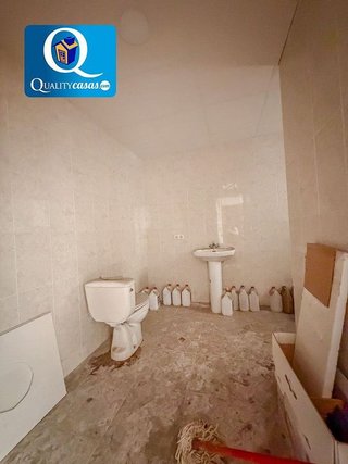 Nave industrial en venta en Pla de Bon Repós en Alicante