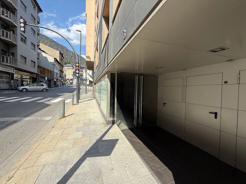 1-bedroom commercial premises for sale in Andorra la Vella · 13 of 60