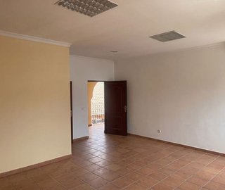 Local comercial en venta en San Enrique-Guadiaro-Pueblo Nuevo en San Roque