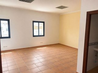 Local comercial en venta en San Enrique-Guadiaro-Pueblo Nuevo en San Roque