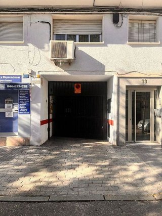 Garaje en venta en Santa Rosa - Valdeolleros en Córdoba